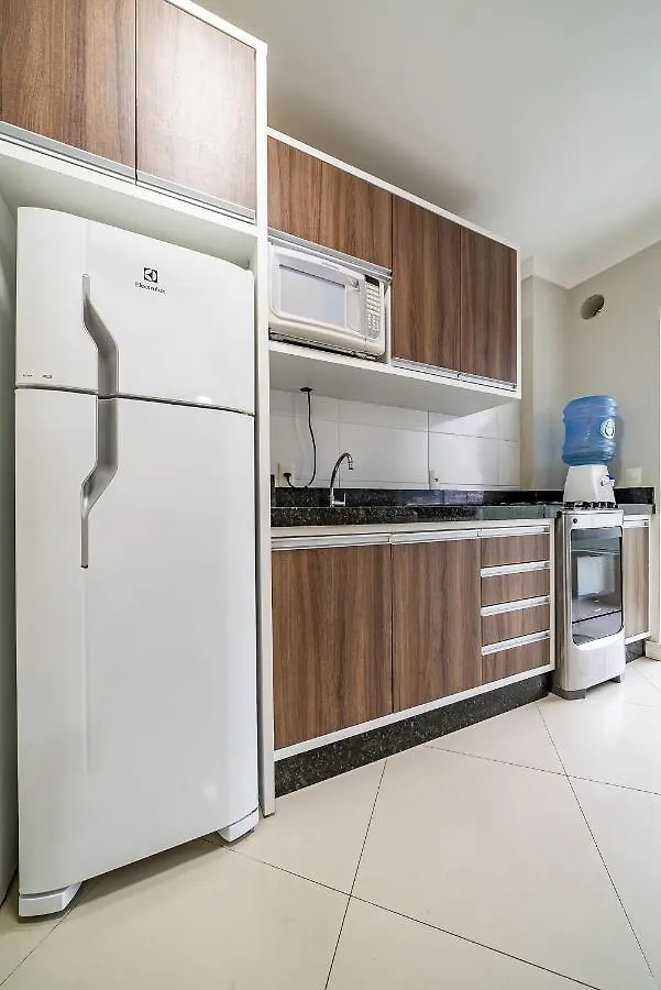 250 - Apartamento Completo Com 3 Quartos Em Santa Catarina Proximo Do Mar Bombinhas