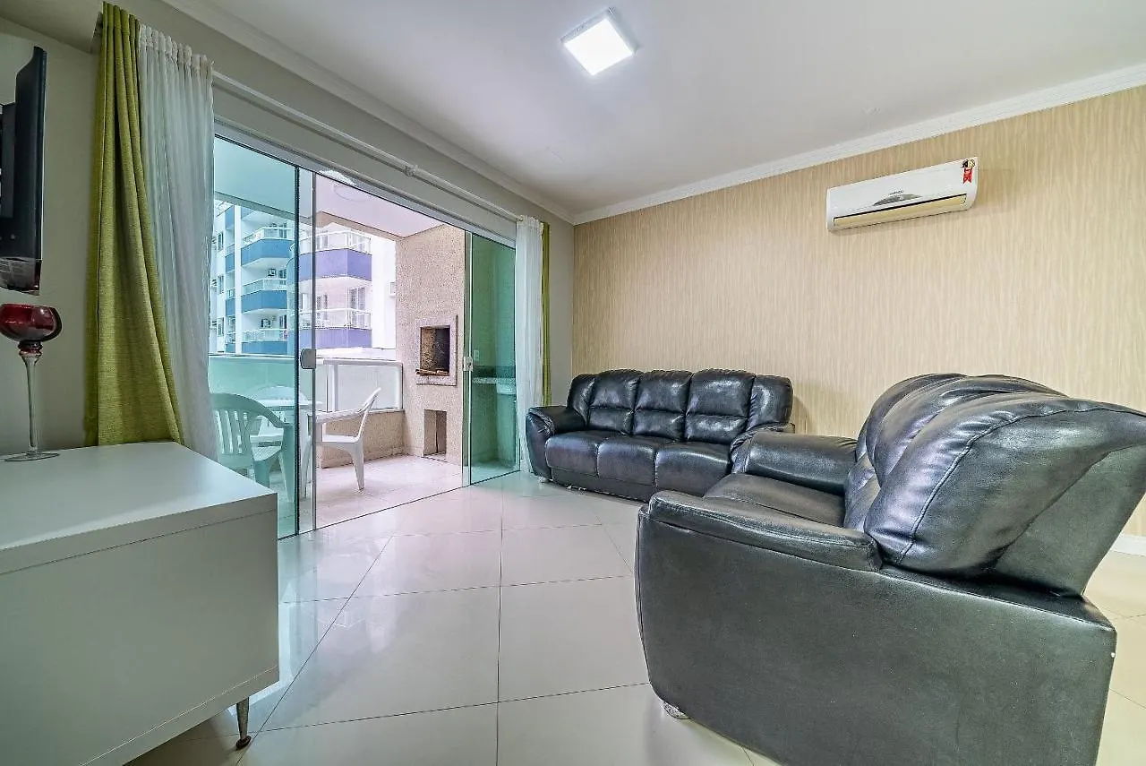 250 - Apartamento Completo Com 3 Quartos Em Santa Catarina Proximo Do Mar Bombinhas Brazil