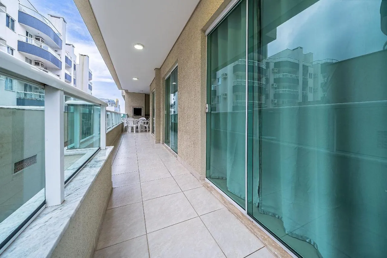 250 - Apartamento Completo Com 3 Quartos Em Santa Catarina Proximo Do Mar Bombinhas 0*,  Brazil
